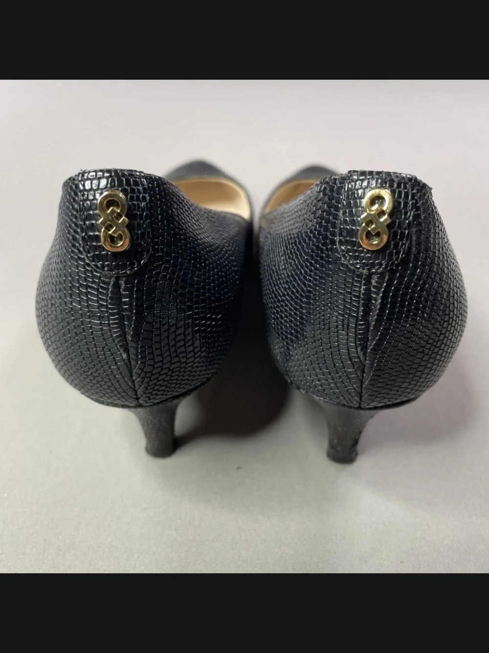 Cole Haan Shoes Womens 6 black snakeskin kitten heels cocktail classic